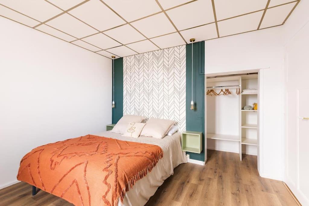 Appartement Cozy En Face De La Gare - Saint-Brieuc Exteriör bild